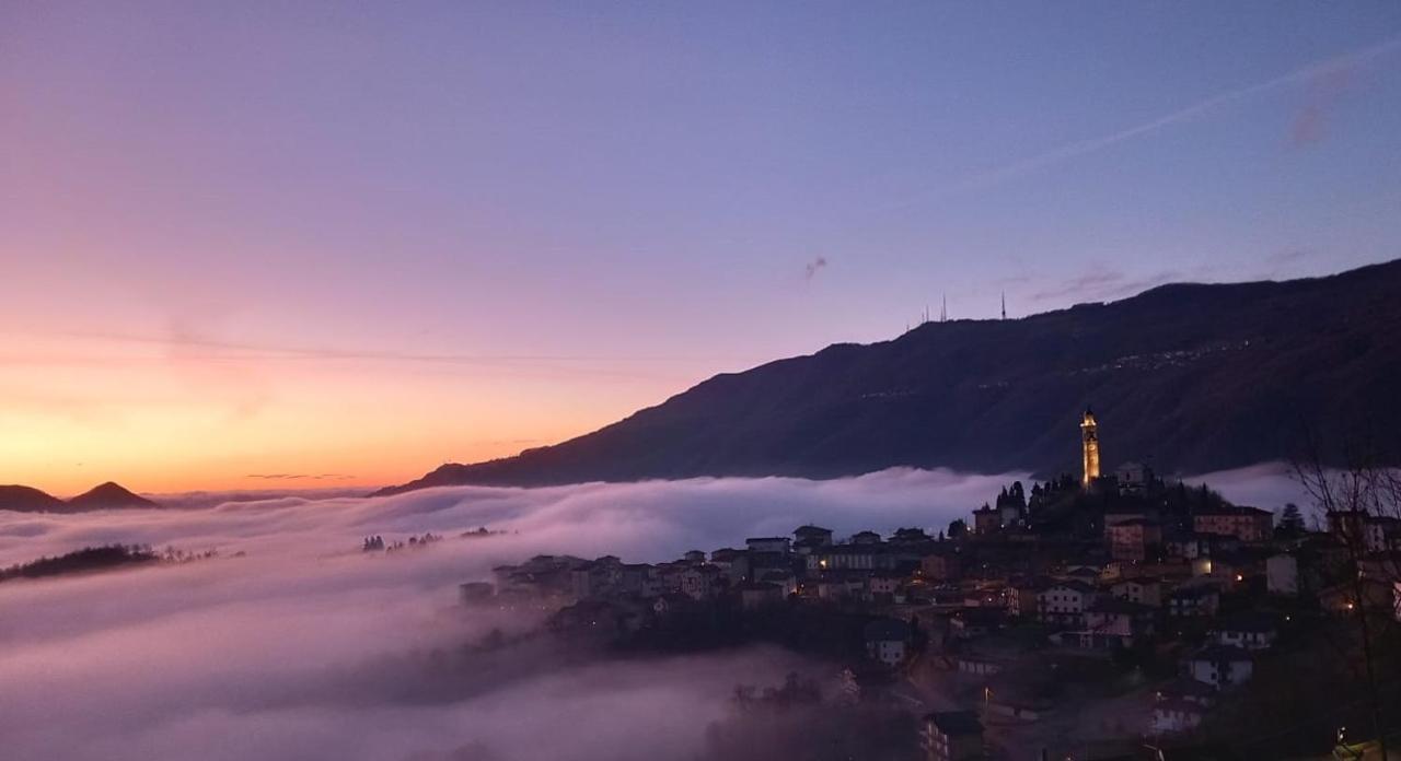 ホテル Il Castello Di Venere ロータ・ディマーニャ エクステリア 写真